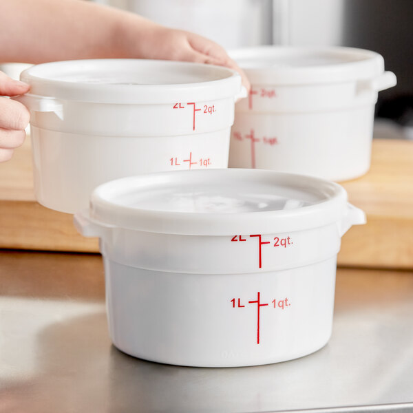 Cambro Round 4 qt Storage Container with Lid, 3 Pack