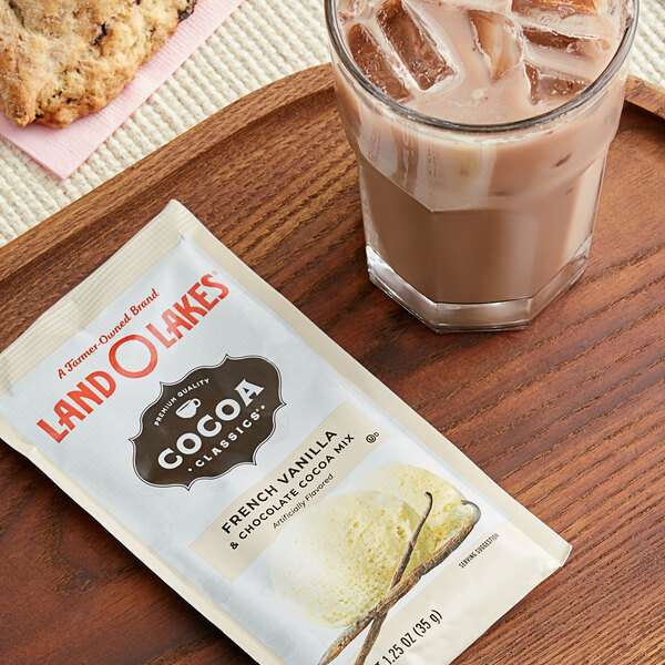 Land O Lakes Cocoa Classics French Vanilla and Chocolate Cocoa Mix