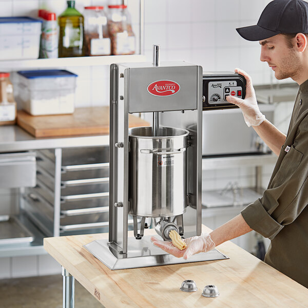 Avantco CS20VKIT 20 lb. Stainless Steel Vertical Electric or Manual