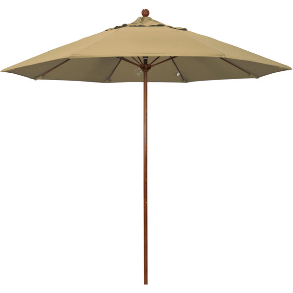 California Umbrella Venture Series 9' Push Lift Umbrella with 1 1/2" American Oak Aluminum Pole - Olefin Canopy