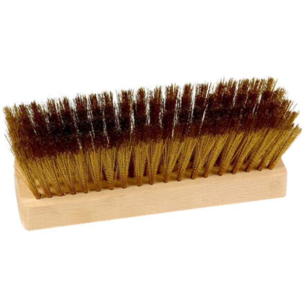 A GI Metal brass bristle pizza oven brush head with a wooden handle and brown bristles.