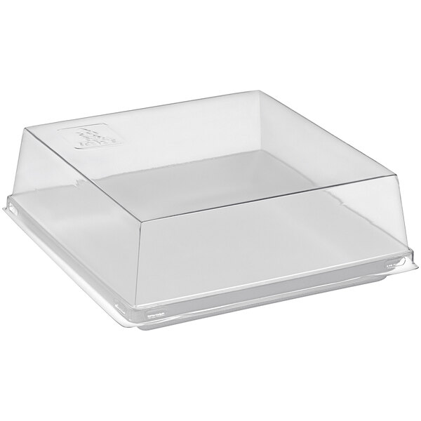 A Solia clear PET lid on a clear plastic container.