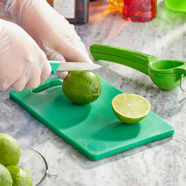 Choice 10 x 6 x 1/2 Green Bar Size Cutting Board and Lime Prep Set