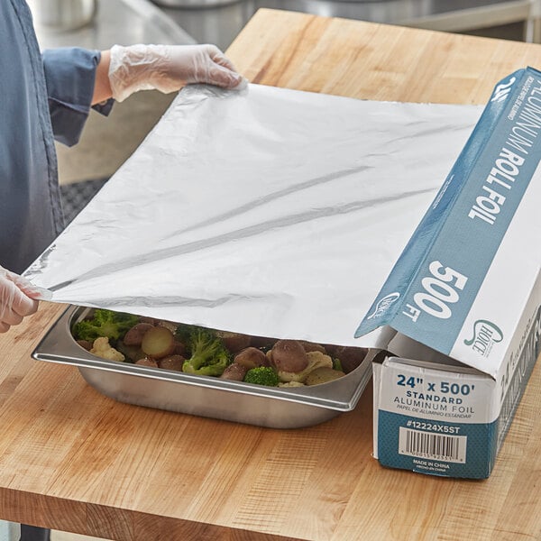 Strong and reliable roll foil for all your cooking and baking needs