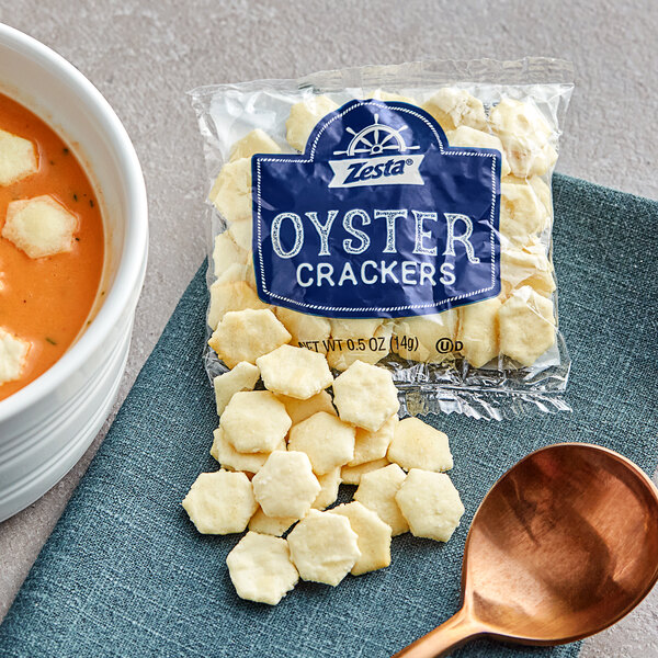 Zesta Oyster Crackers 0.5 oz. 300/Case