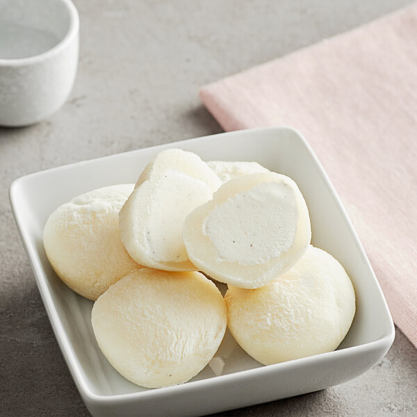My/Mochi Vanilla Bean Mochi Ice Cream 1.5 oz. 6Pack 12/Case