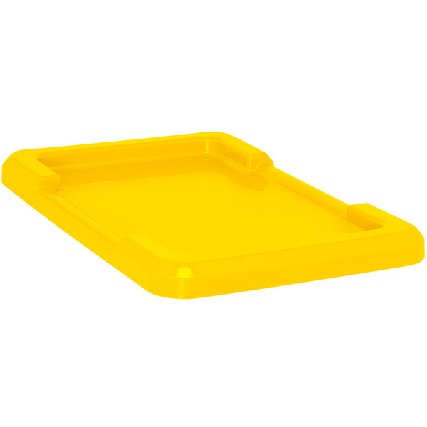 A yellow plastic Quantum lid for a cross stack tub.