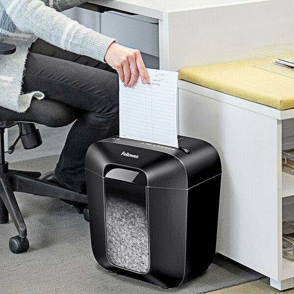 Fellowes Powershred LX25M MicroCut Shredder 220240V