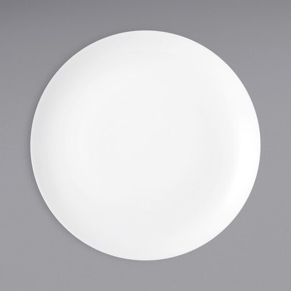 A Oneida Verge warm white porcelain coupe plate with a white rim.