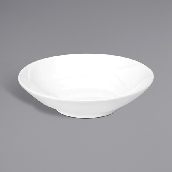 A Oneida Vision white bone china fruit bowl.