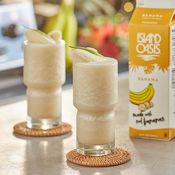 Island Oasis Banana Frozen Beverage Mix 32 fl. oz. 12/Case
