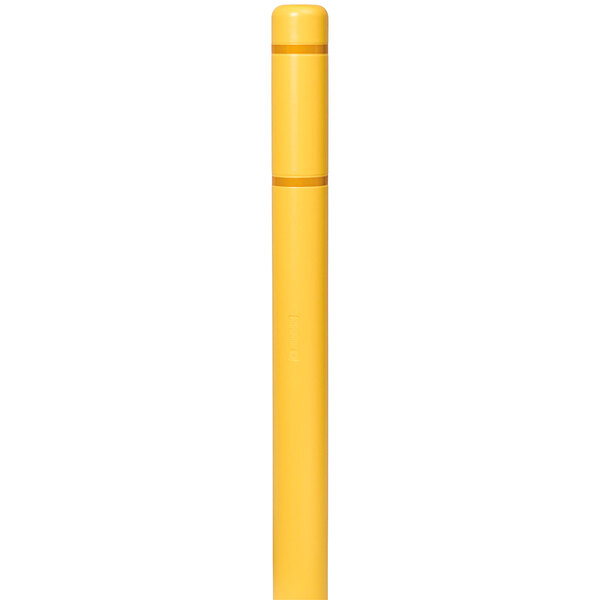 A yellow pole with a yellow cap and white border.