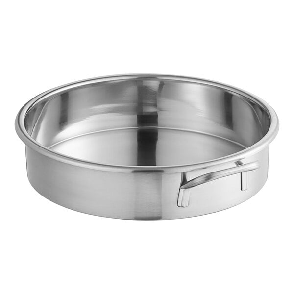 A silver Estella round pan with a handle.