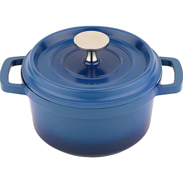 A cobalt blue GET round Dutch oven with a lid.