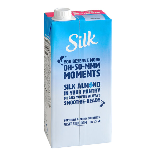 Silk Vanilla Almond Milk (Unsweetened, 6/Case)