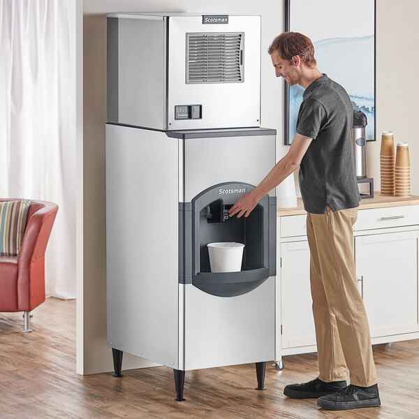 Scotsman MC0322MA1 Prodigy Elite Series 22" Air Cooled Medium Cube Ice