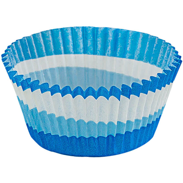 A blue and white fluted Novacart cupcake wrapper with a blue circle.