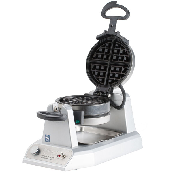Waring WW200 Double Belgian Waffle Maker staurantStore