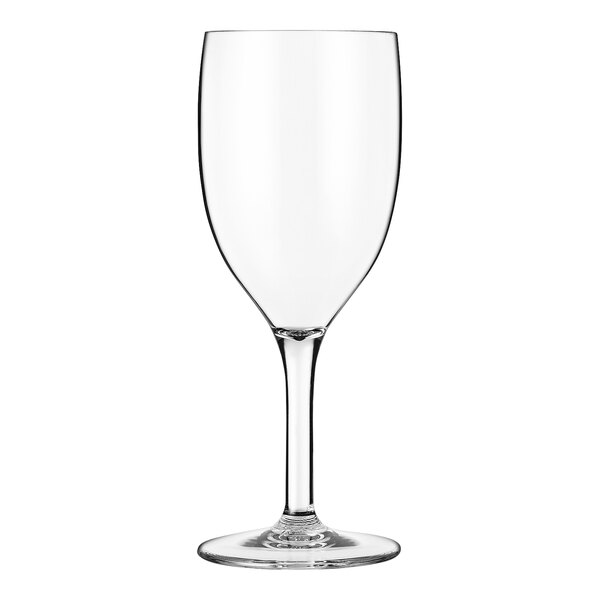 A clear Palm Club Tritan plastic wine glass with a stem.