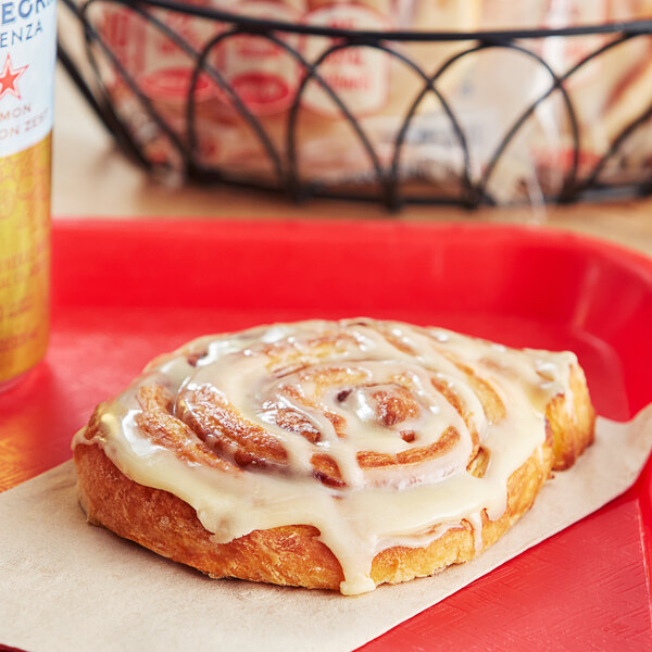 Otis Spunkmeyer Individually Wrapped Cinnamon Roll 4 oz. 48/Case