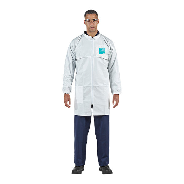 Front Lab Ansell AlphaTec® 68-2000 Model 209 White Microporous Polyethylene ...
