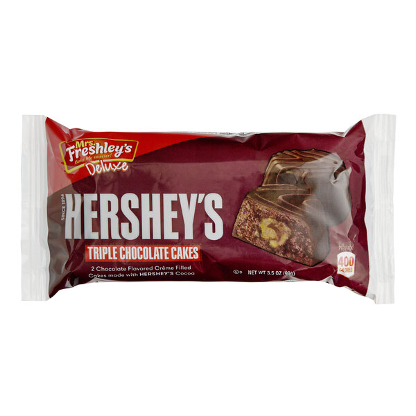 Mrs. Freshley's Deluxe Single Serve HERSHEY'S Triple Chocolate Cake 2