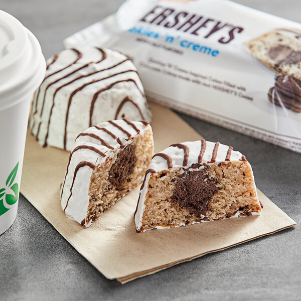 Mrs. Freshley's Deluxe Single Serve HERSHEY'S Cookies 'n' Creme Cake 2