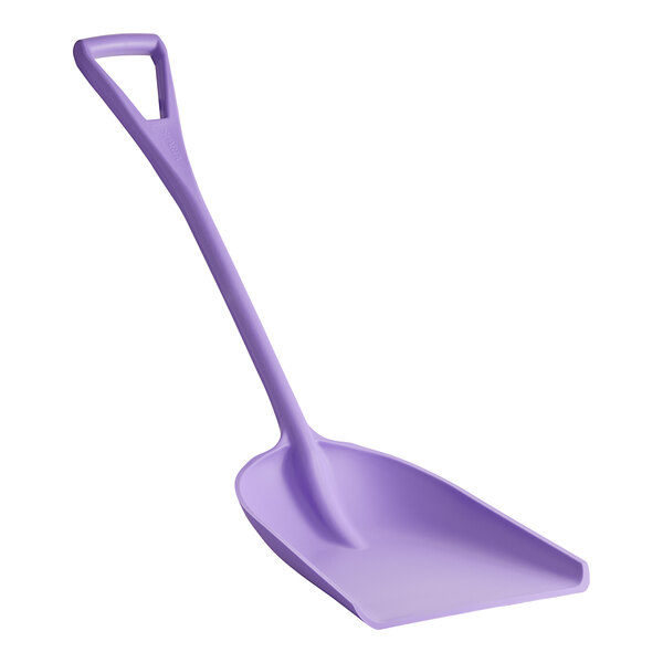 A purple Carlisle Sparta food service shovel with a long handle.