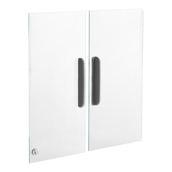 A white rectangular lid with black handles.