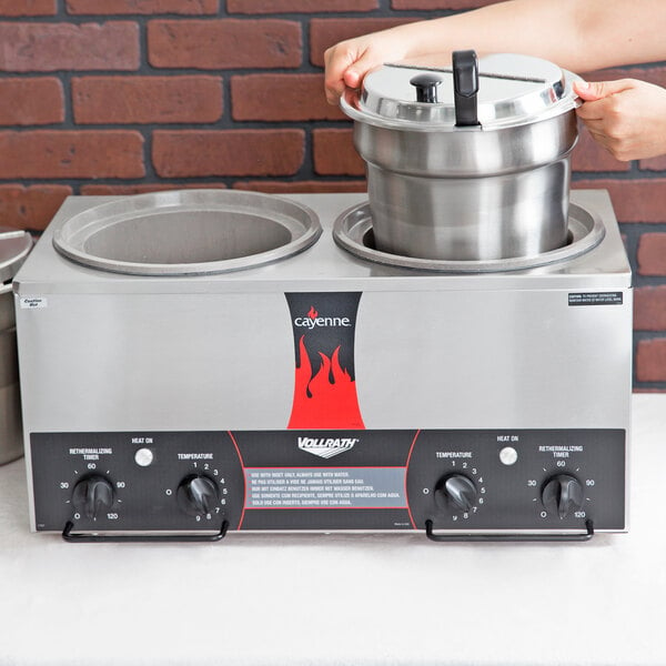 Vollrath 72028 Cayenne Twin Well 7 Qt. Countertop Rethermalizer with Independent Timers - 120V, 1400W
