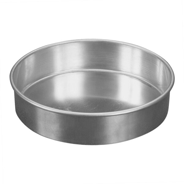 Nordic Ware Naturals 9 5/8" x 2 1/2" Round Cast Aluminum Cake Pan 46900