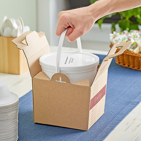 Sabert Soup-N-Serve 64 oz. White Plastic Container and Kraft Corrugated Cardboard Box Set - 30/Case
