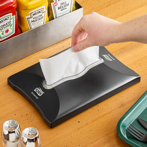 Tork Xpressnap Signature 1,000 Capacity Black Interfold In-Counter ...