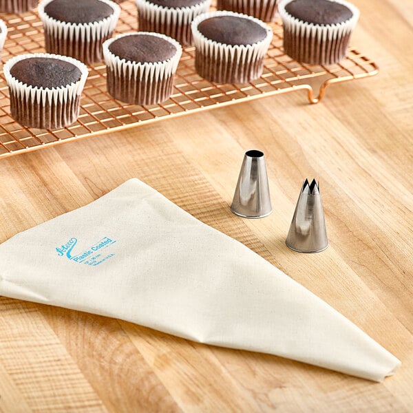 Ateco 3-Piece Pastry Set with a 12" Plastic-Coated Reusable Pastry Bag and 2 Stainless Steel Piping Tips 1465