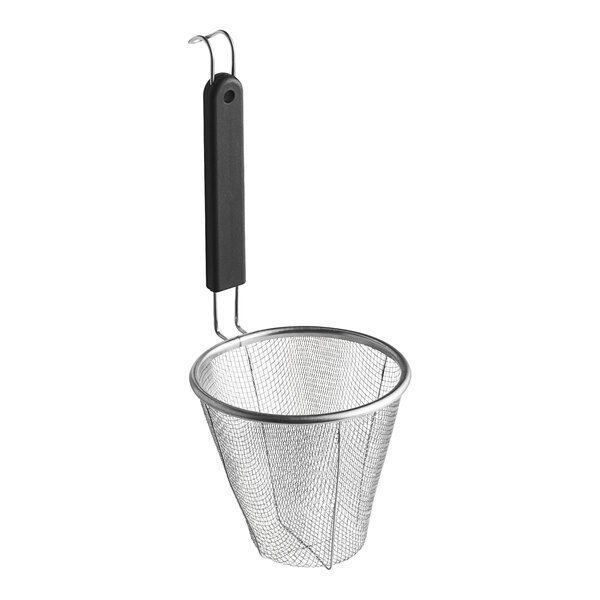 An Avantco wire mesh basket with a handle.