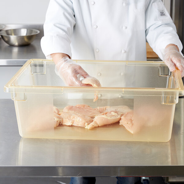 Carlisle 10622C22 StorPlus Yellow Food Storage Box 26" x 18" x 9"