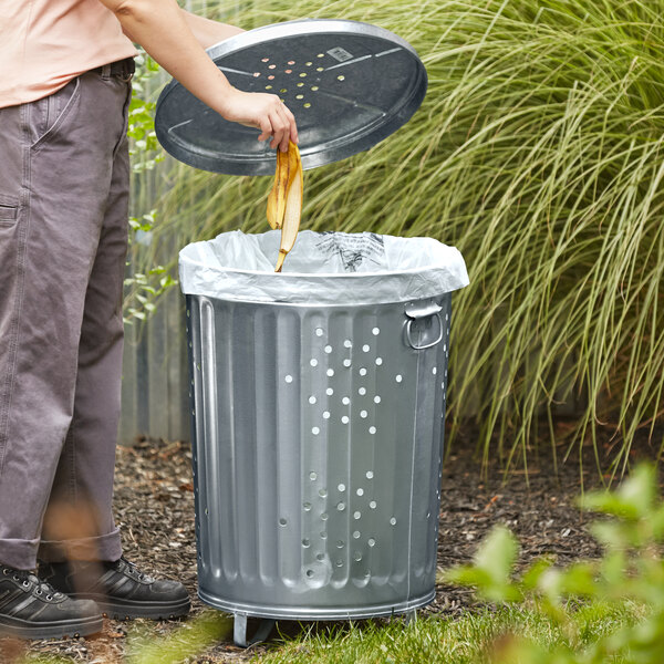 Behrens RB20K 20 Gallon Galvanized Steel Compost / Refuse Bin with Lid