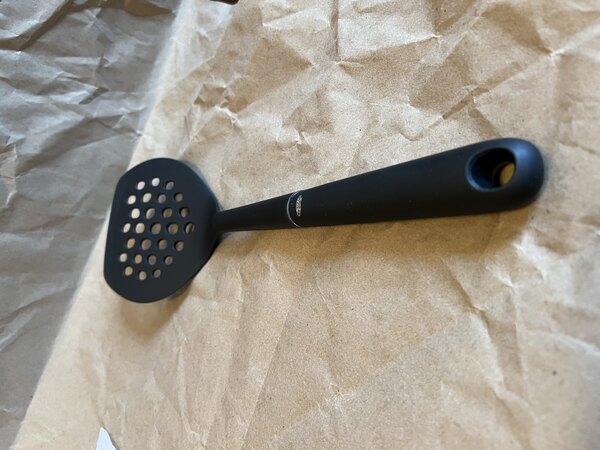 Black Color Cooking Nylon Slotted Turner China Manufacturers Suppliers Factory E