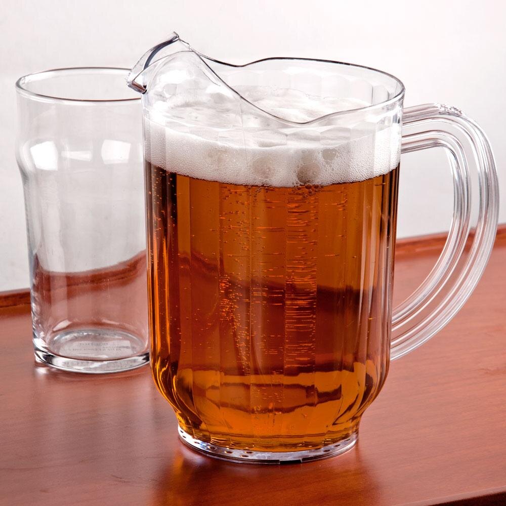 Carlisle 554007 VersaPour 60 oz. Clear Polycarbonate Beverage Pitcher