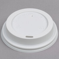 Choice 8 oz. Squat to 24 oz. White Hot Paper Cup Travel Lid - 1000/Case