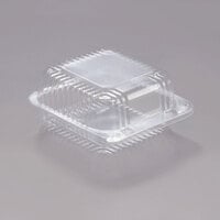 Dart C20UT1 StayLock® 5 1/4" x 5 5/8" x 2 3/4" Clear Hinged Plastic 5" Square Container - 125/Pack