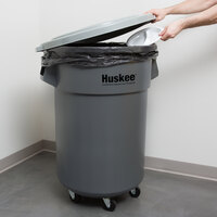 Continental Huskee 27455TCGYKIT 55 Gallon Gray Round Trash Can, Lid, and Dolly Kit