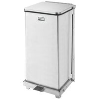 Rubbermaid FGST12SSPL The Defenders 12 Gallon Stainless Steel Square Medical Step Can with 6.5 Gallon Rigid Plastic Liner