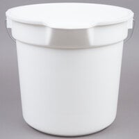 Continental 8114WH Huskee 14 Qt. White Round Utility Bucket