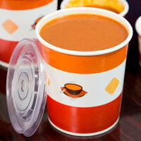 Choice 32 oz. Double Poly-Coated Paper Soup / Hot Food Cup with Vented Plastic Lid - 25/Pack