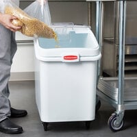 Rubbermaid® Brute® Ingredient Bin - 19 x 17 x 19