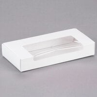 7 3/8" x 3 1/2" x 1 1/4" White 3/4 lb. 1-Piece Candy Box with Rectangular Window - 25/Pack