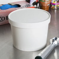 Choice 1/2 Gallon White Paper Frozen Yogurt / Food Cup with Paper Lid - 100/Case