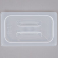Cambro 40PPCH190 1/4 Size Translucent Polypropylene Handled Lid