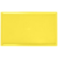 Tablecraft CW2115Y 10 1/2" x 6 1/2" x 3/8" Yellow Cast Aluminum Fourth Size Rectangular Cooling Platter